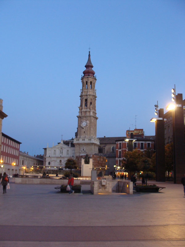 Plaza del Pilar
