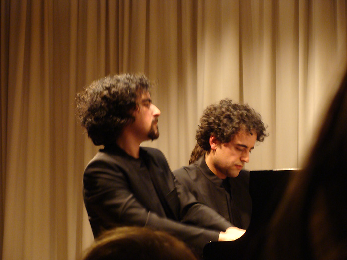 Los pianistas Juan Fernando y José Enrique Moreno Gistaín
