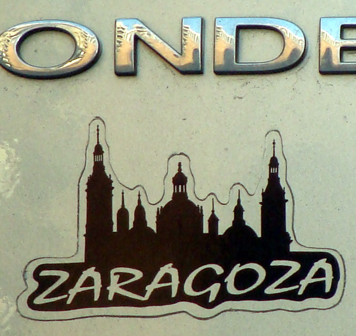 Pegatina de Zaragoza en Ford Mondeo